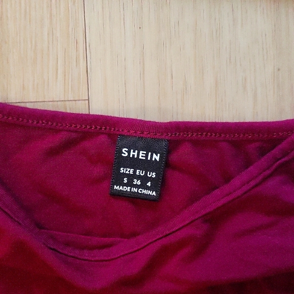 Pink/plum Cropped tank tops. Shein and Aeropostale size medium - Picture 7 of 8